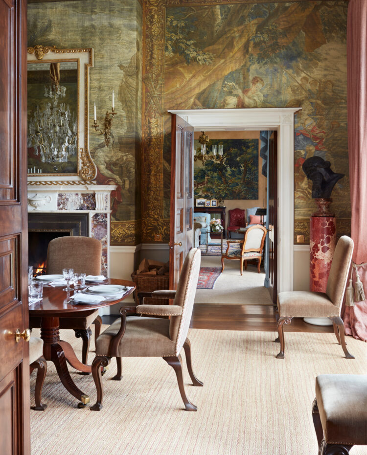 Romantics & Classics: Style in the English Country House book by Jeremy Musson