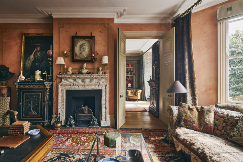 Carlyle Mansions
