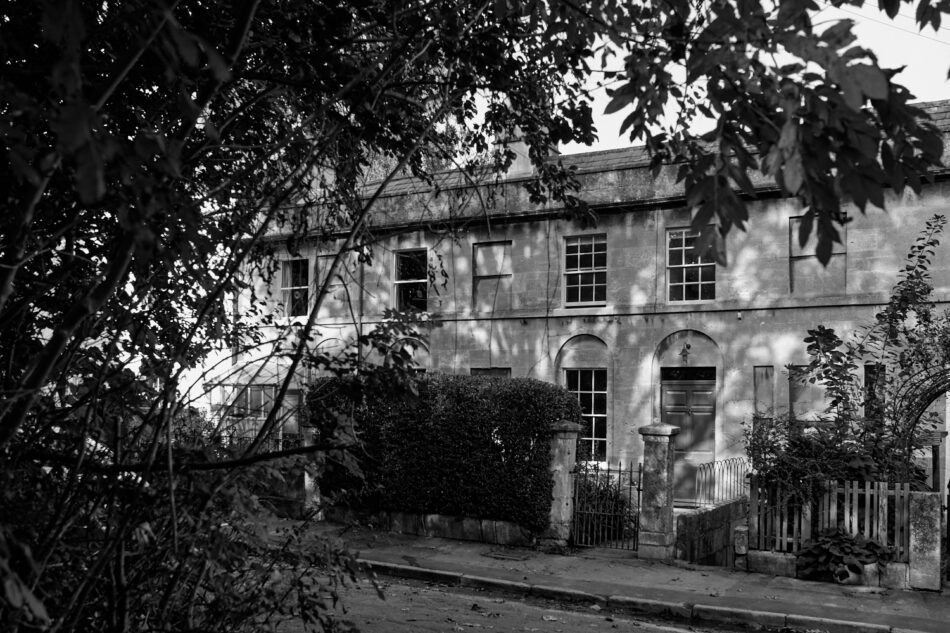 Hampton Row - Image 1