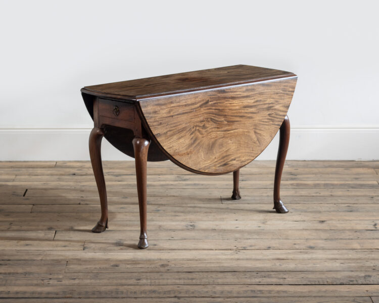 Antique furniture from Northamptonshire dealer Ron Green