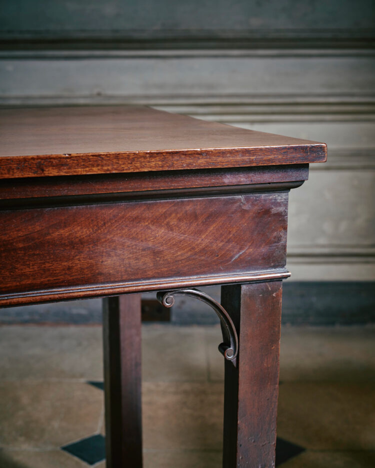 Antique furniture from Northamptonshire dealer Ron Green