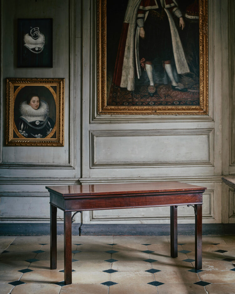 Antique furniture from Northamptonshire dealer Ron Green