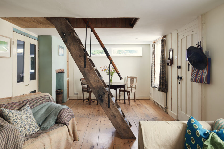 Castle Cliff Cottages