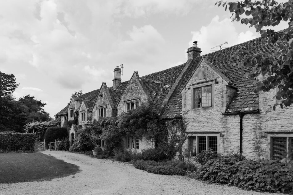 Burghope Manor - Image 1