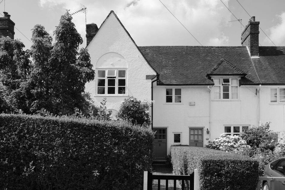 Dove Cottage - Image 1
