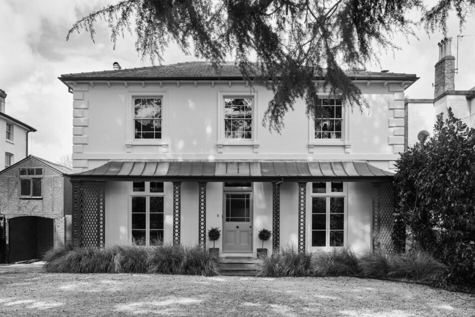 Castle Hill Terrace - Image 1