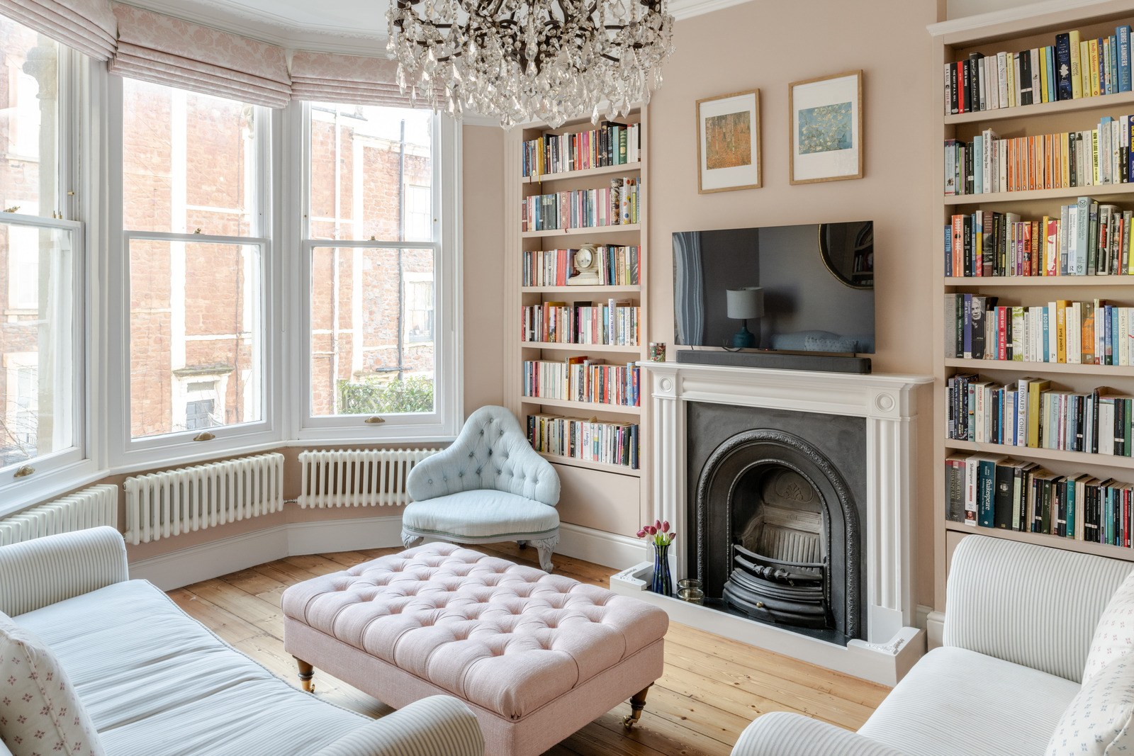 Ambra Terrace - Image 1