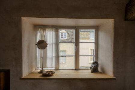 A Private View: a multi-hyphenate Catalan couple transforms a 17th-century townhouse