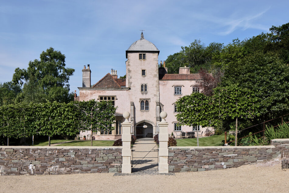 Birdcombe Court